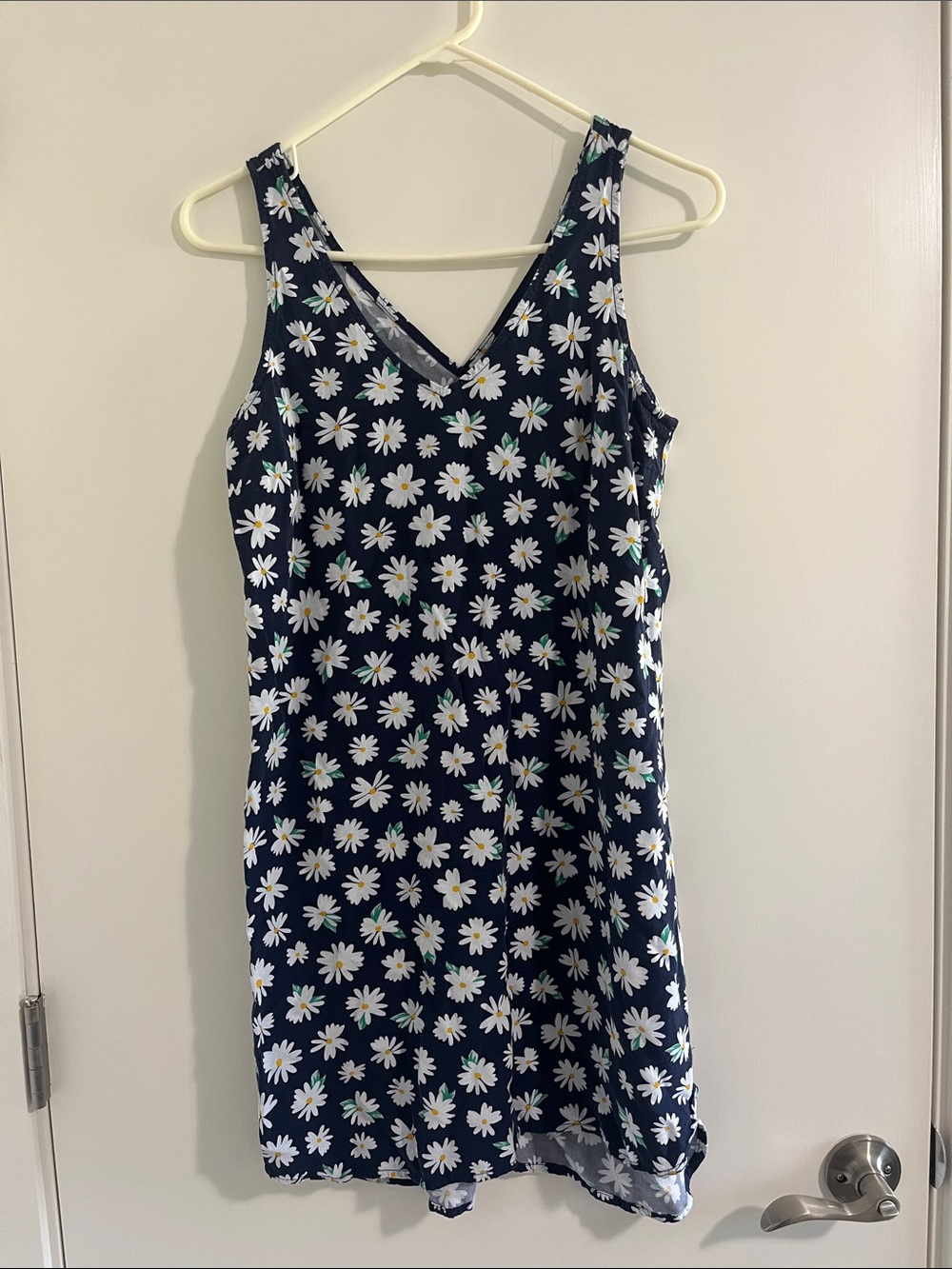 Old Navy Lightweight Women’s Navy Daisy Print Sleeveless Summer Dress